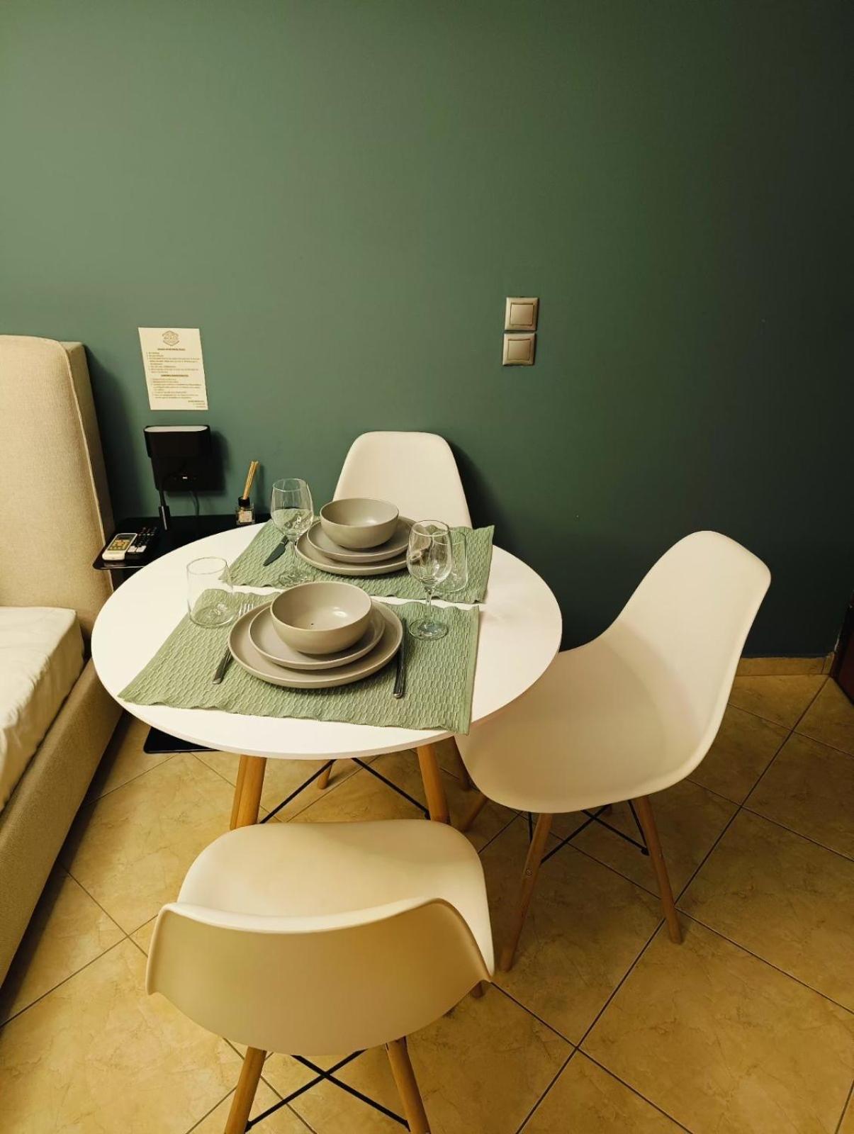 Aiolos Glyfada Super Lux Mini Apartment Athen Eksteriør billede